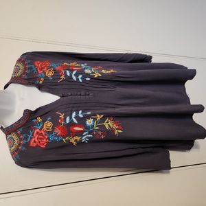 Andree by‎ Unit Purple Grey Rayon Embroidered Peasant Blouse size M /